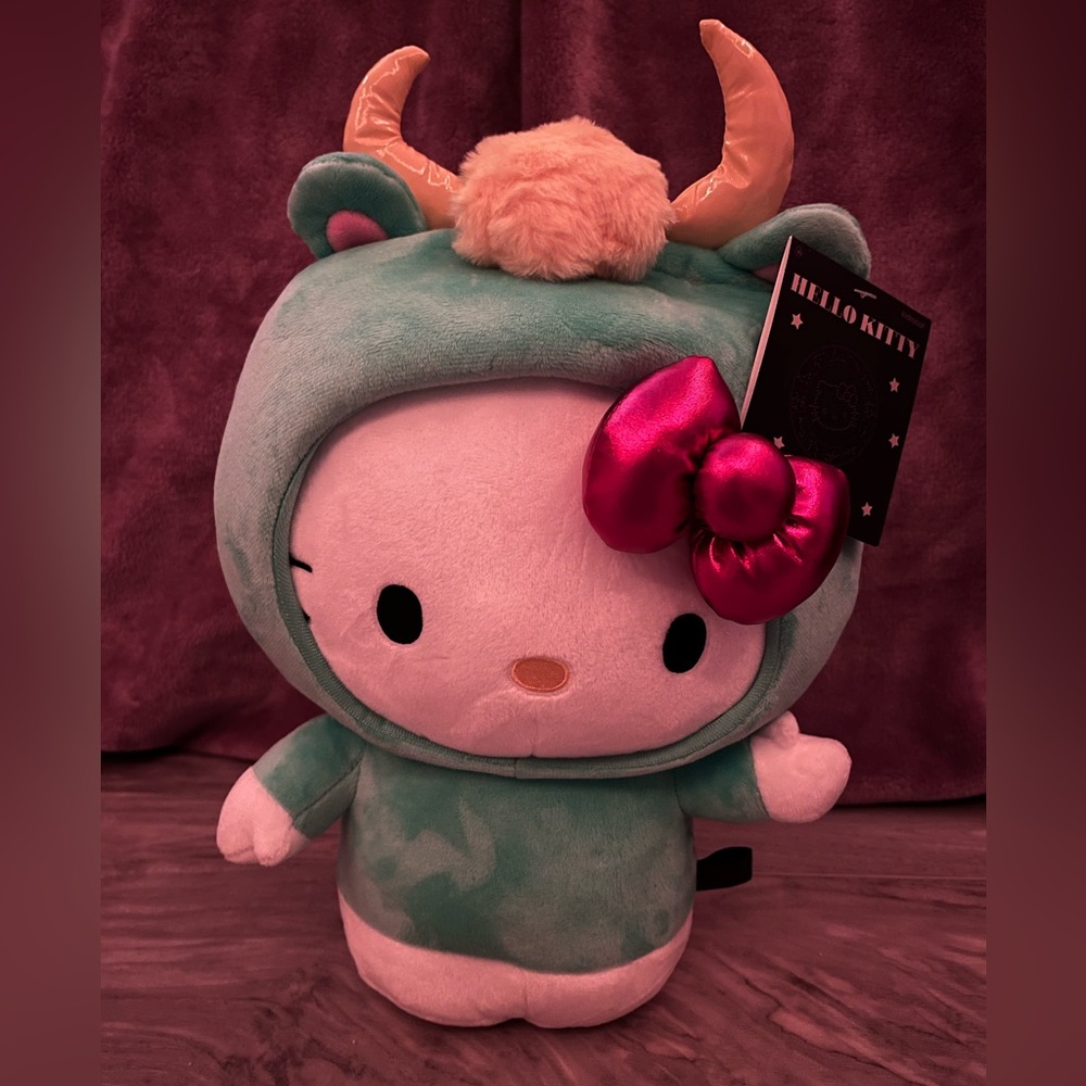 Hello Kitty Taurus plush